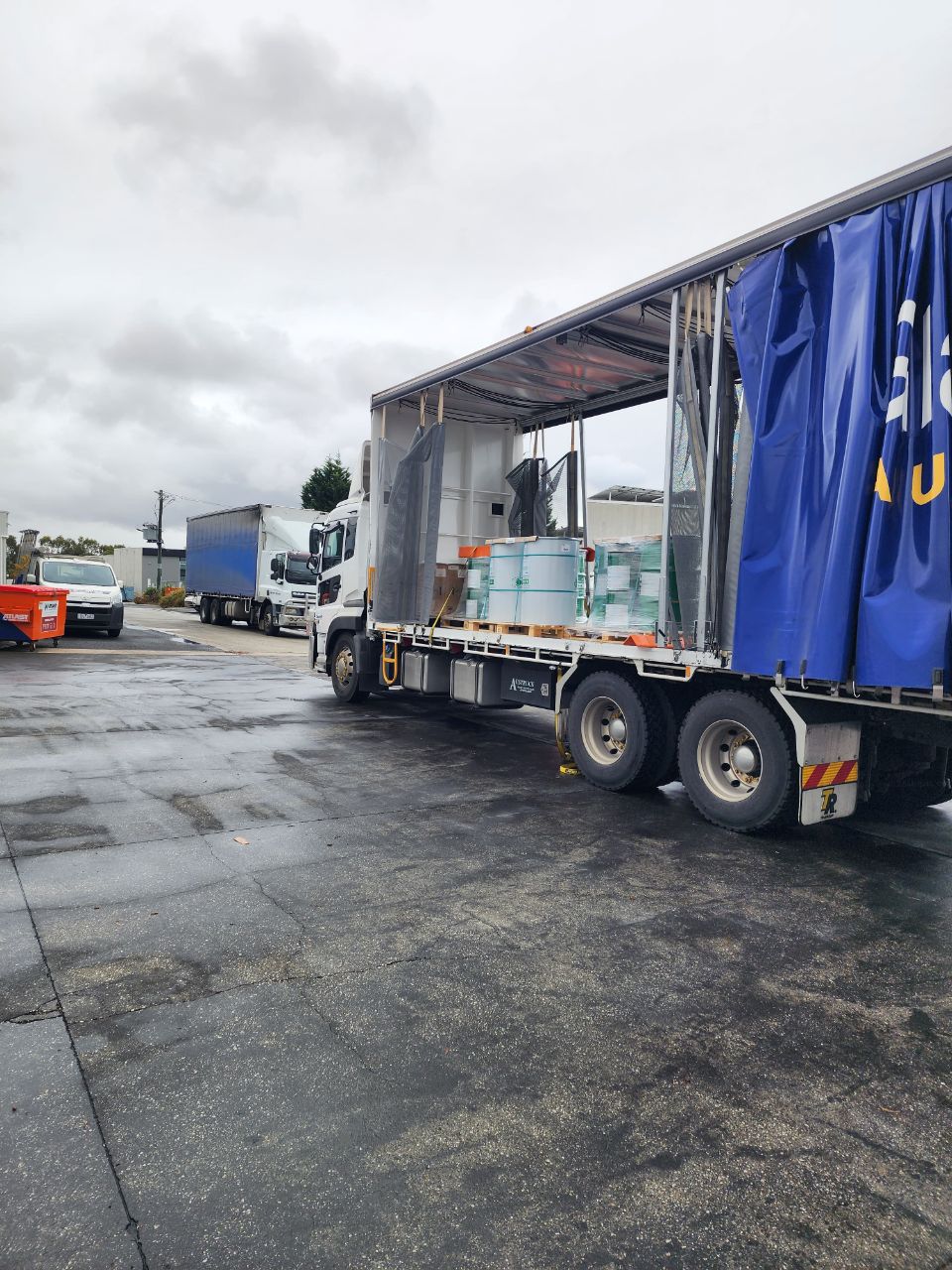 Point-to-Point Couriers main image